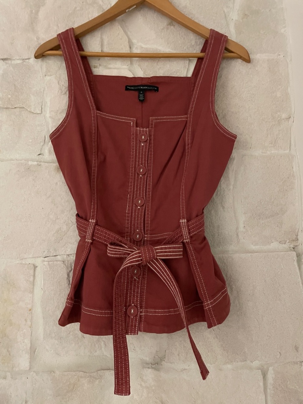 White House Black Market Rust-Red Sleeveless Button Front Tie-Waist Tank- size 0